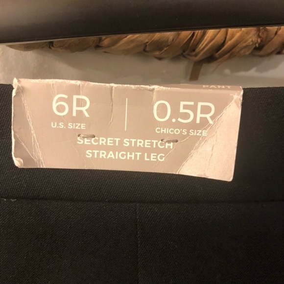 NWT Chico’s Secret Stretch Straight Leg Black Pants Size 6 (Chico’s Sz 0.5) - Picture 5 of 12
